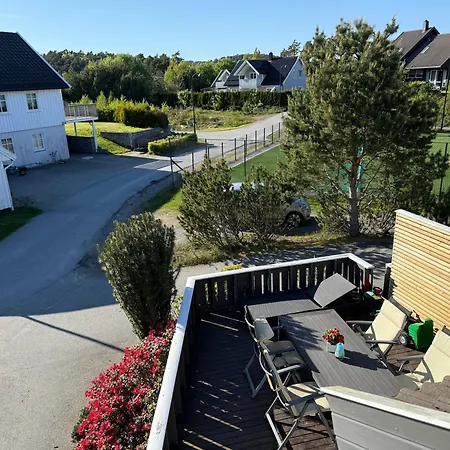 Familiehus, 200m Til Badevann Kristiansand
